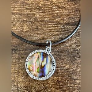 Premier Designs necklace / Marble/ be humble